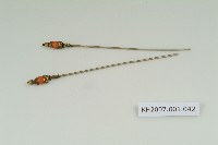 藏品(銀鎏金鑲珊瑚蓮座簪)的圖片