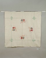 藏品(米白棉地十字繡方桌巾)的圖片