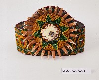 藏品(排灣族頭目圈帽)的圖片