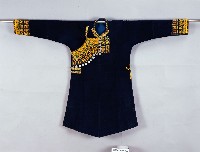 藏品(排灣族黑色女長衫)的圖片