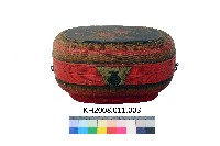 藏品(籃胎彩繪花鳥紋橢圓形盒)的圖片