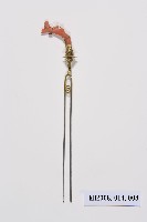 藏品(銀鎏金鑲珊瑚釵)的圖片