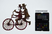 藏品(皮影戲全身偶-雙人騎單車)的圖片