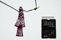 藏品(皮影戲簽桿立身偶-小旦（偶身）)的圖片