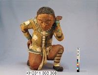 藏品(交趾陶憨蕃抬厝角塑像)的圖片