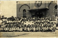 藏品(鳳山天主堂樂仁幼稚園畢業合照)的圖片
