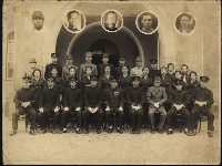 藏品(旗山公學校教師合影)的圖片