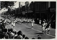 藏品(臺灣省立岡山高級中學女生鼓隊)的圖片