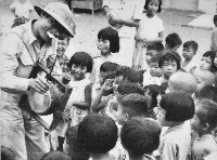 藏品(賣藝小丑)的圖片