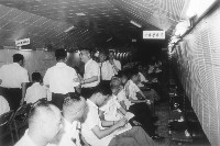 藏品(參加長風演習本局同仁在壽山防空洞戰時指揮中心集中辦公)的圖片