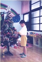 藏品(學生裝飾聖誕樹-1)的圖片