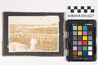 藏品(屏女學生於落成式游泳)的圖片