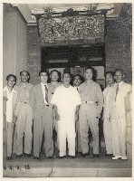 藏品(謝掙強與其他人合影)的圖片