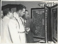 藏品(謝掙強與美國經合總署中國分署長施幹克（Hubert G. Schenck）-1)的圖片