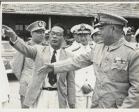 藏品(謝掙強與軍界長官合影)的圖片