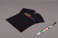 藏品(高雄市社工工會設計發行「極度忙碌T恤」)的圖片