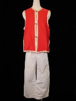 藏品(跑龍套服（紅色、鑲細白邊）)的圖片