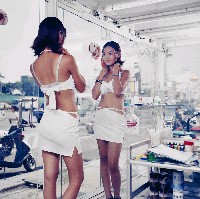 藏品(檳榔西施系列-6)的圖片