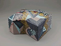 藏品(鋸齒狀有蓋盒)的圖片