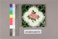 藏品(彩磁：花卉(四)之1)的圖片