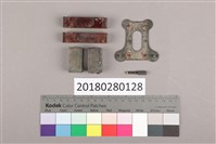 藏品(蛇腹相機三腳架零件)的圖片