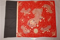 藏品(五獅戲球金蔥繡麒麟被)的圖片