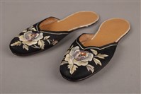 藏品(絨布繡花拖鞋)的圖片