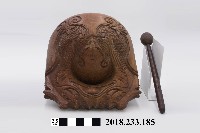 藏品(祭祀用具－木魚（附木槌一支）)的圖片