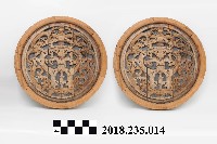 藏品(建築構件－木雕螭虎團爐透空窗一對)的圖片