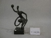 藏品(坐輪椅人物造型藝術品)的圖片