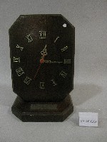 藏品(木製時鐘紀念品)的圖片