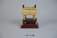 藏品(中國瀋陽體育學院紀念品-至福金鼎)的圖片
