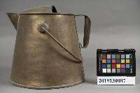 藏品(銅製油壺)的圖片