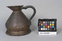 藏品(銅製油壺)的圖片