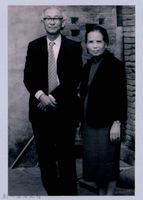 藏品(鄧雨賢相關照片2：鄧雨賢之妻鍾有妹與男子之合影)的圖片