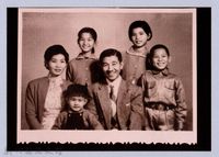 藏品(龍瑛宗翻拍照95：全家福7)的圖片