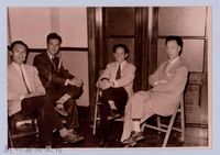 藏品(龍瑛宗翻拍照97：龍瑛宗與友人合影5)的圖片