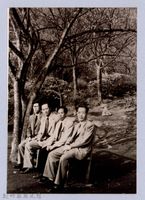 藏品(龍瑛宗翻拍照113：龍瑛宗與友人合影15)的圖片