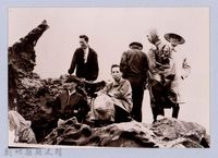 藏品(龍瑛宗翻拍照157：龍瑛宗出遊照)的圖片