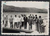 藏品(彭縣長出巡各市鎮：新埔鎮(一)新埔橋地災區)的圖片