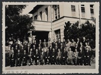 藏品(彭縣長出巡各市鎮：工業促進委員會)的圖片