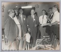 藏品(省府秘書長慰問彭縣長)的圖片