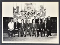 藏品(彭公瑞鷺縣長主持新竹縣政八年誌念：彭縣長與眾人合影-2)的圖片