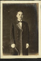 藏品(咸菜硼公學校教職員照片)的圖片