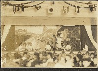 藏品(日據時代國小遊藝會活動照片)的圖片