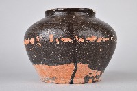 藏品(陶製紅胎褐釉素面罐)的圖片