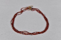 藏品(紅棕色琉璃珠飾)的圖片