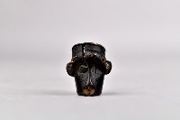 藏品(浮雕人面菸斗頭)的圖片