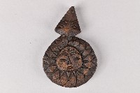 藏品(人面百步蛇紋蠟板)的圖片