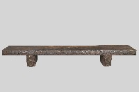 藏品(浮雕人面百步蛇紋長椅)的圖片